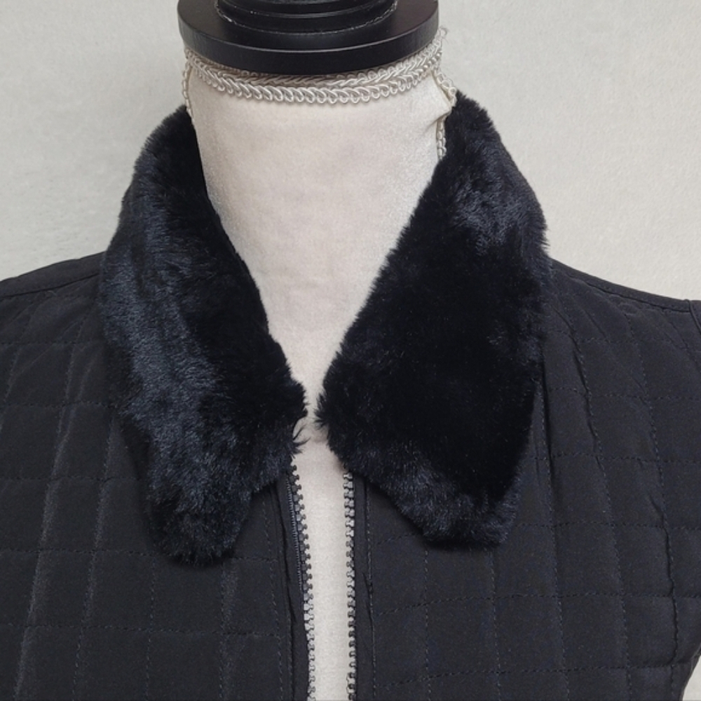 AGB Byer California Retro Y2K Black Faux Fur Collar Full-zip Quilted Vest.Add - Picture 4 of 12